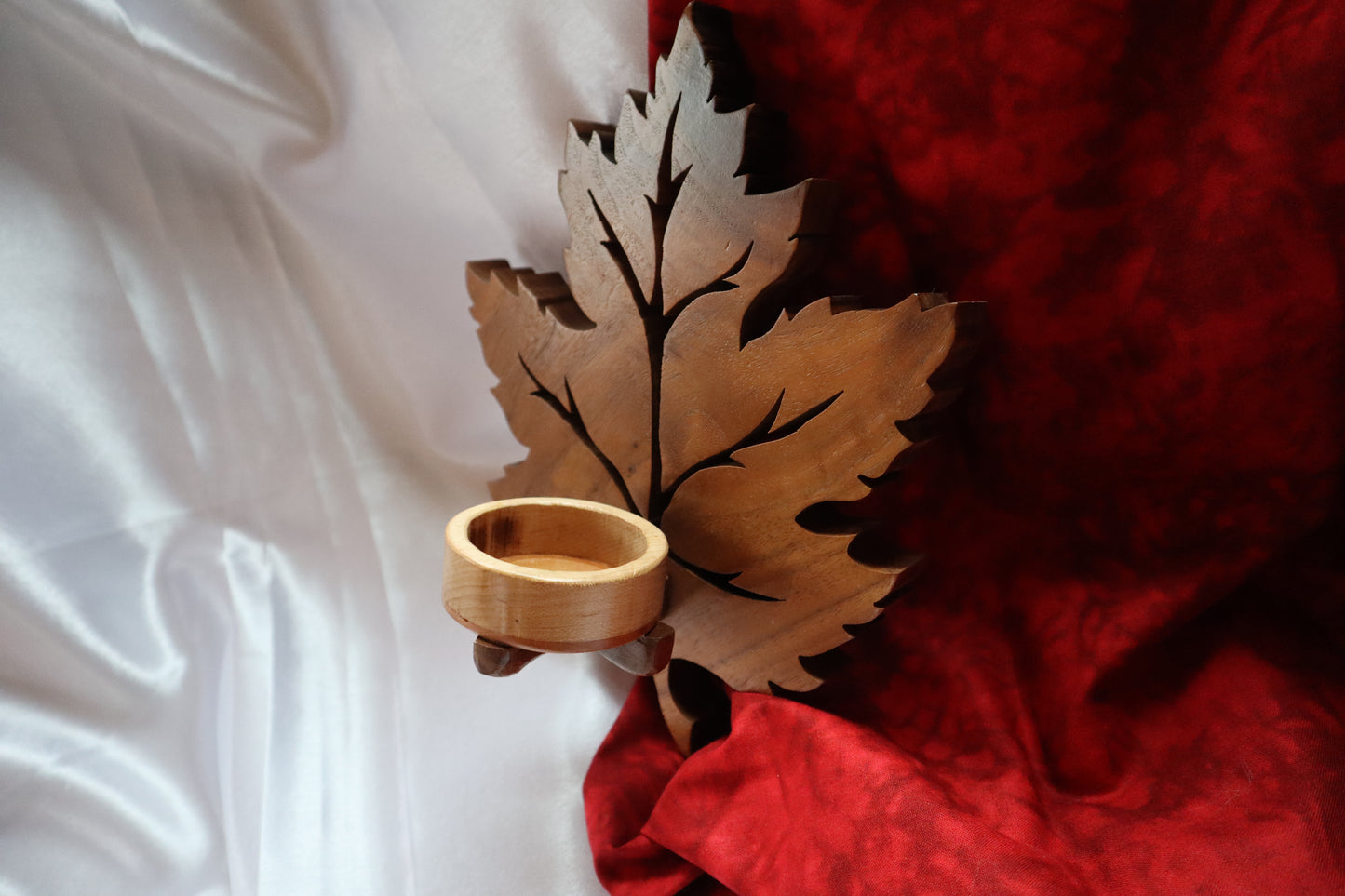 Maple leaf wall sconce